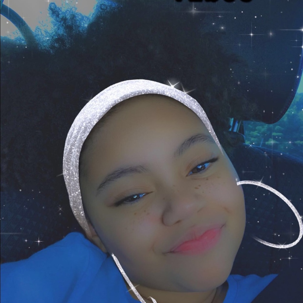 Meet your Posher, Jailah